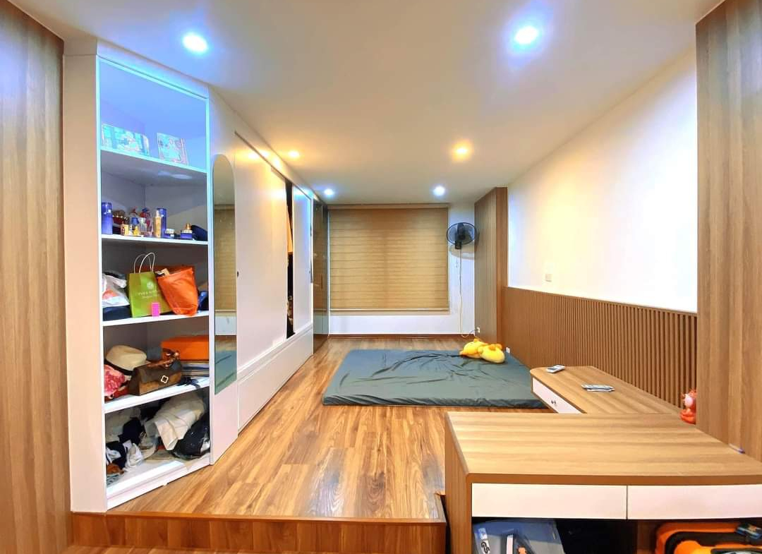 z5121143215875_03340bc17dae3fd38c1bec243084d120