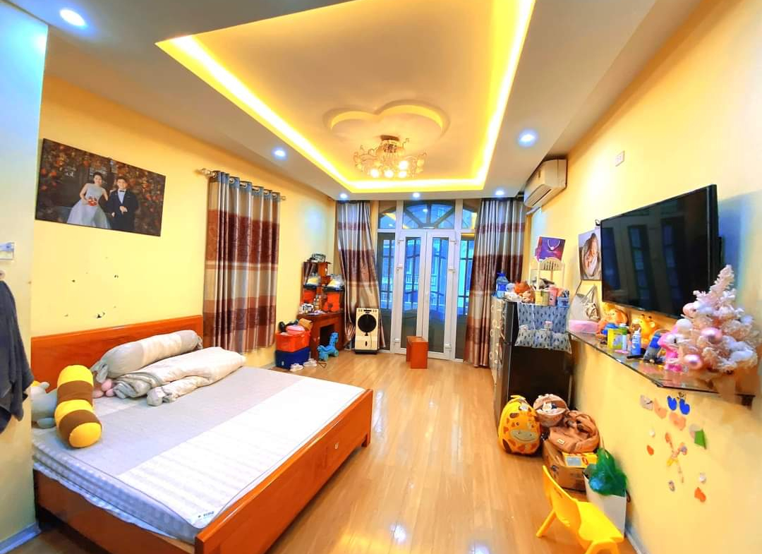 z5121143229133_b83beae8161a8450e98f7492ec0f0ca5