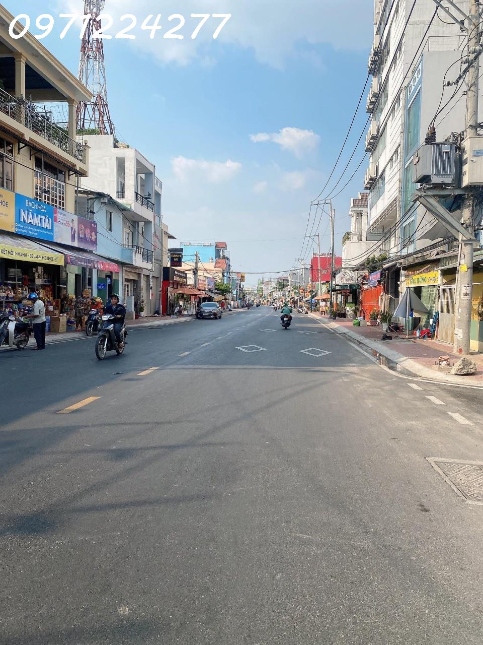 z5124329669984_cc7ab502a23c2d48f1a5caf9d8ac1f86