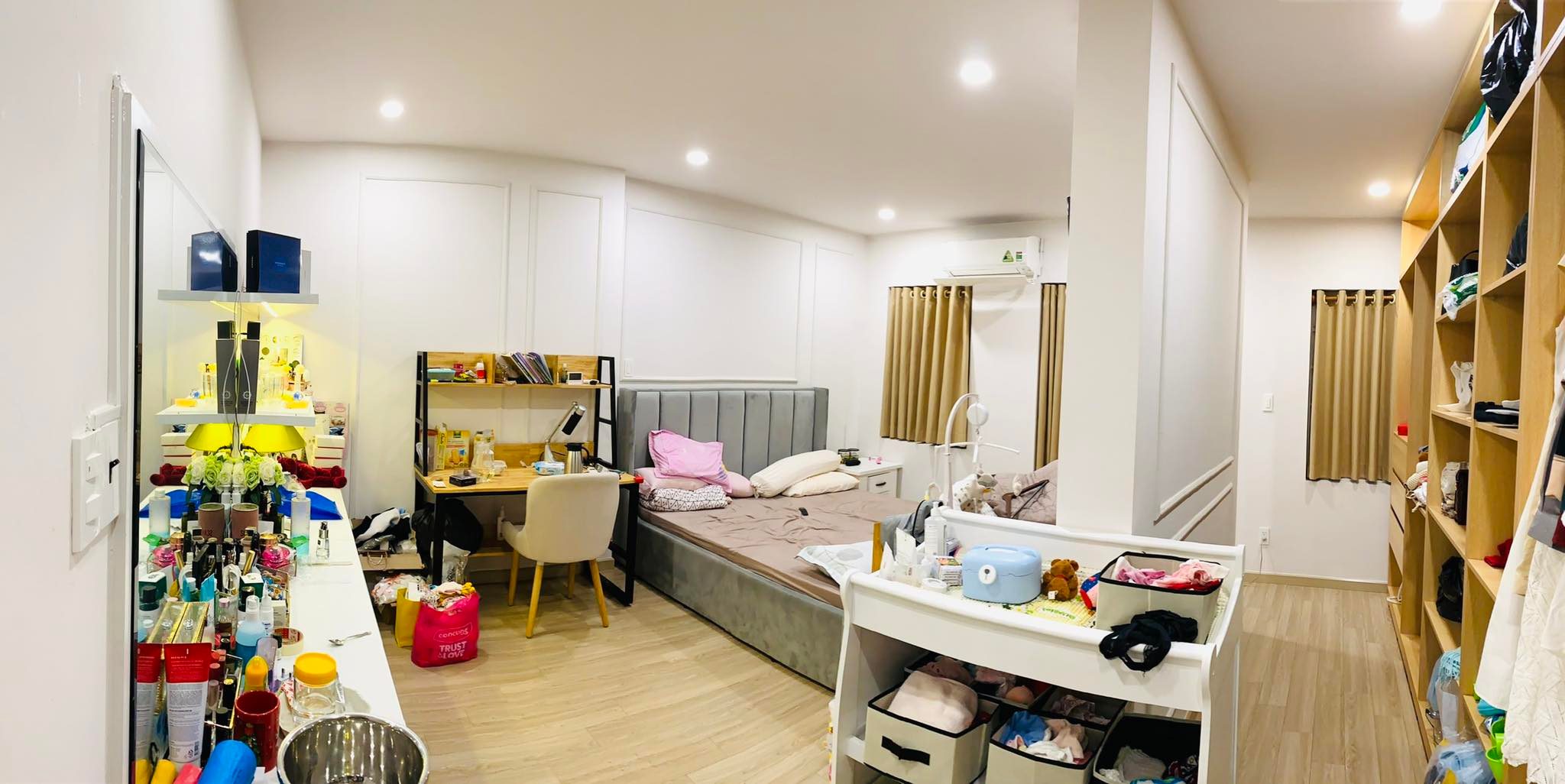 BAN NHA PHU NHUAN HUYNH VAN BANH (1)