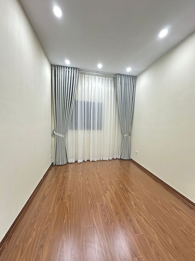 Ban_nha_dep_thinh_quang (9)