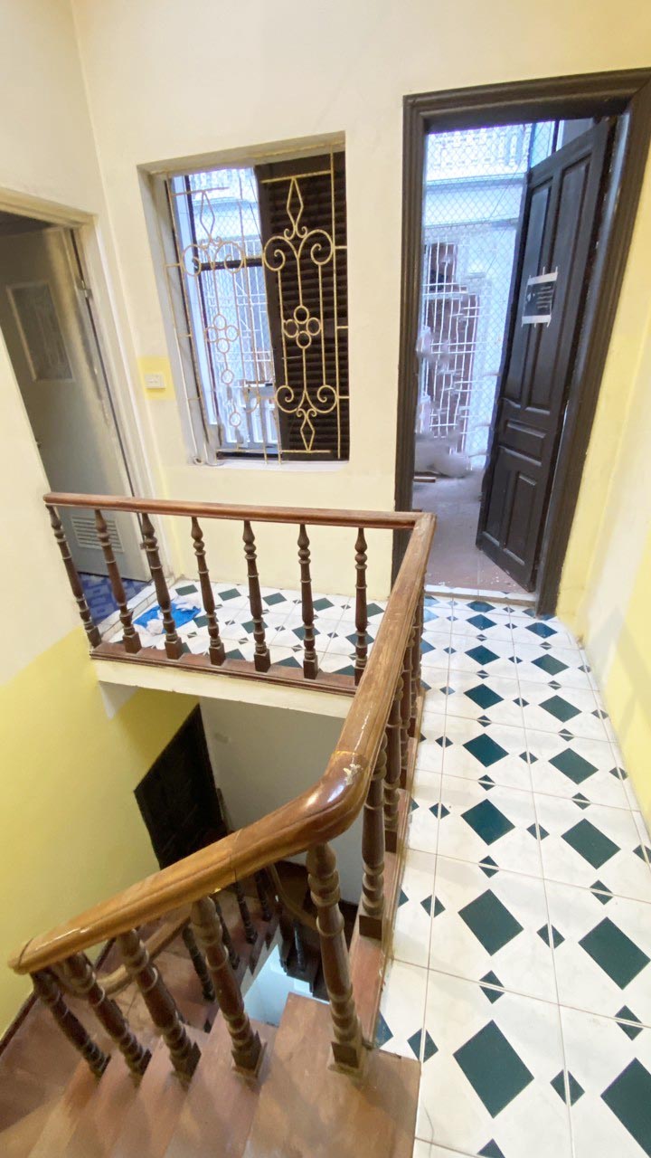 mua-ban-nha-rieng-tran-binh-cau-giay-ha-noi-6-ty (5)