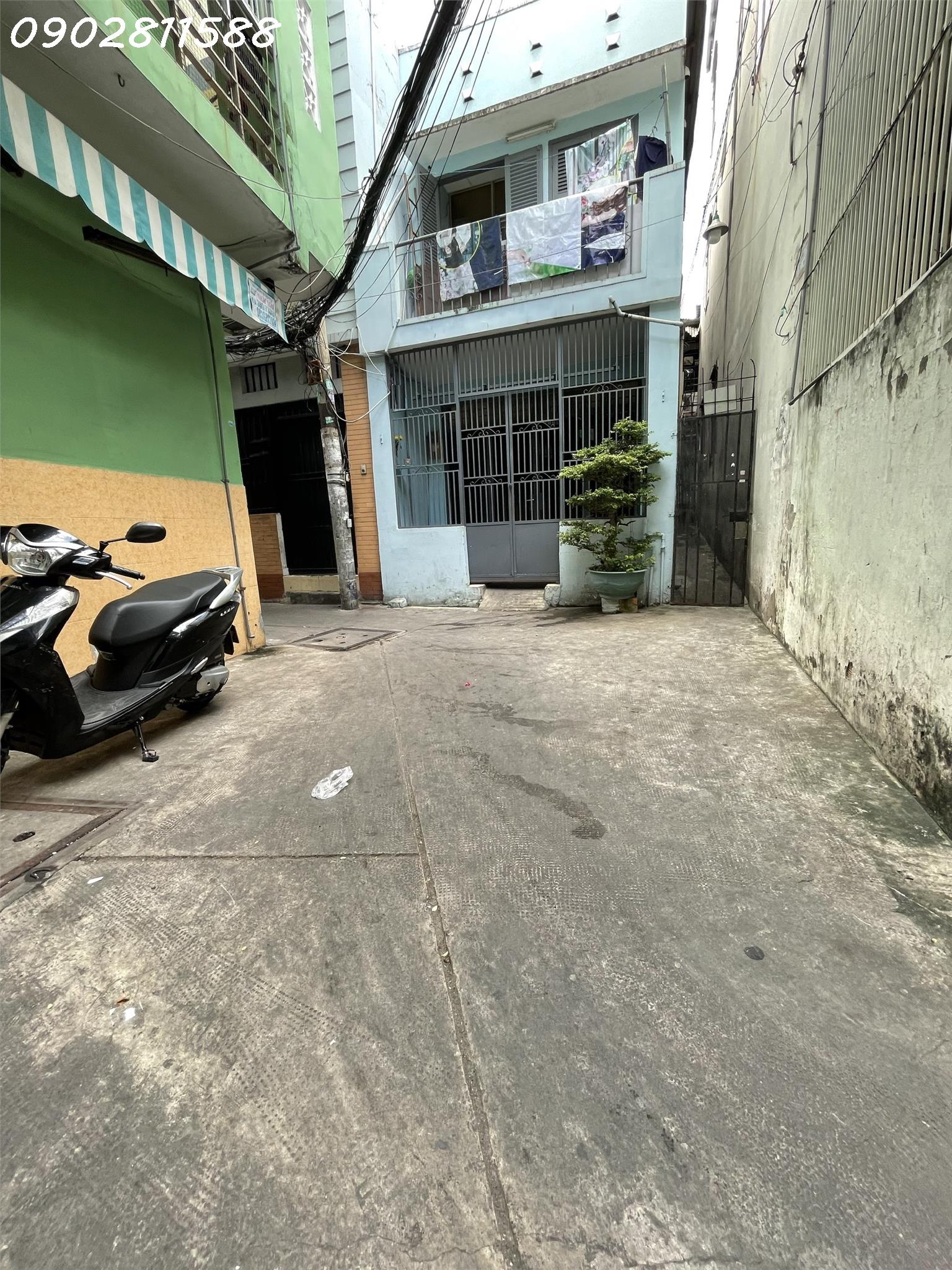 nha-quan-10-7ty-0902811588-a