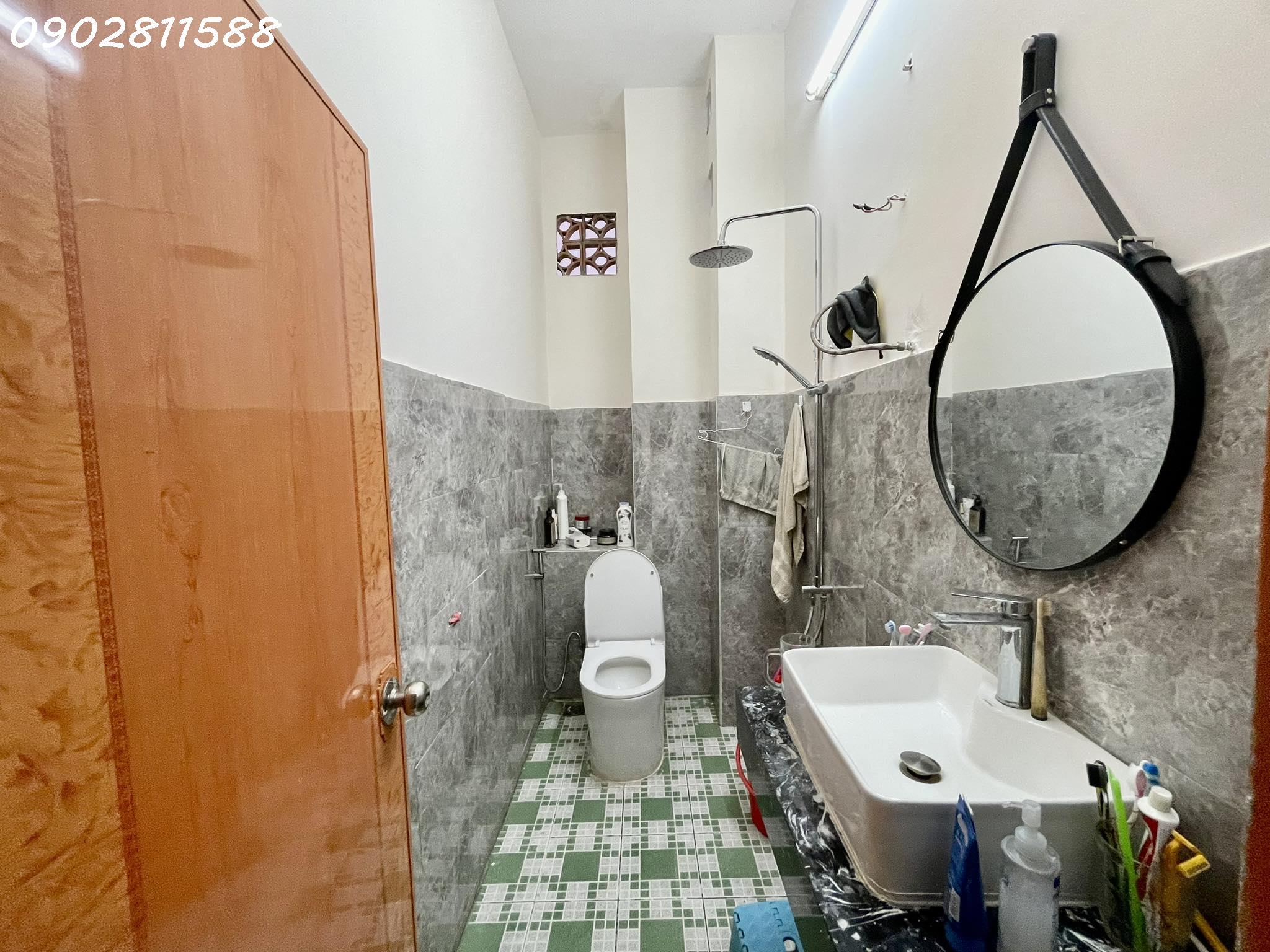 nha-quan-10-7ty-0902811588-e