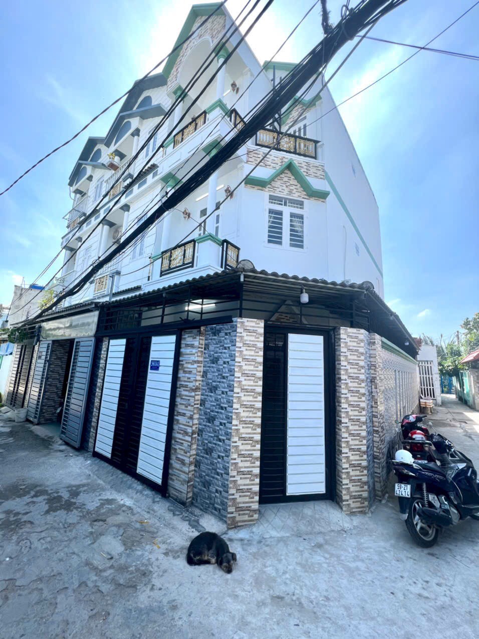 z4888118893723_a5e5e064451b49ab04d287e05321ca2e