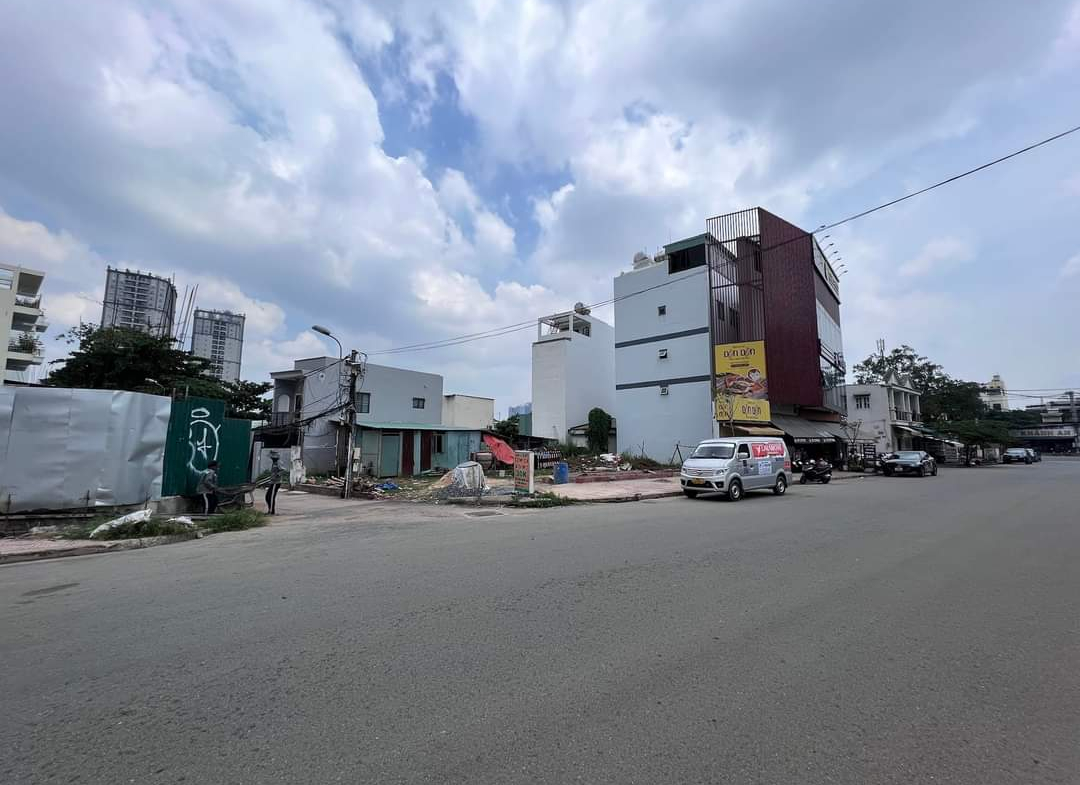 z5071275135092_25eca18038f5eb63e18defddc3ace613