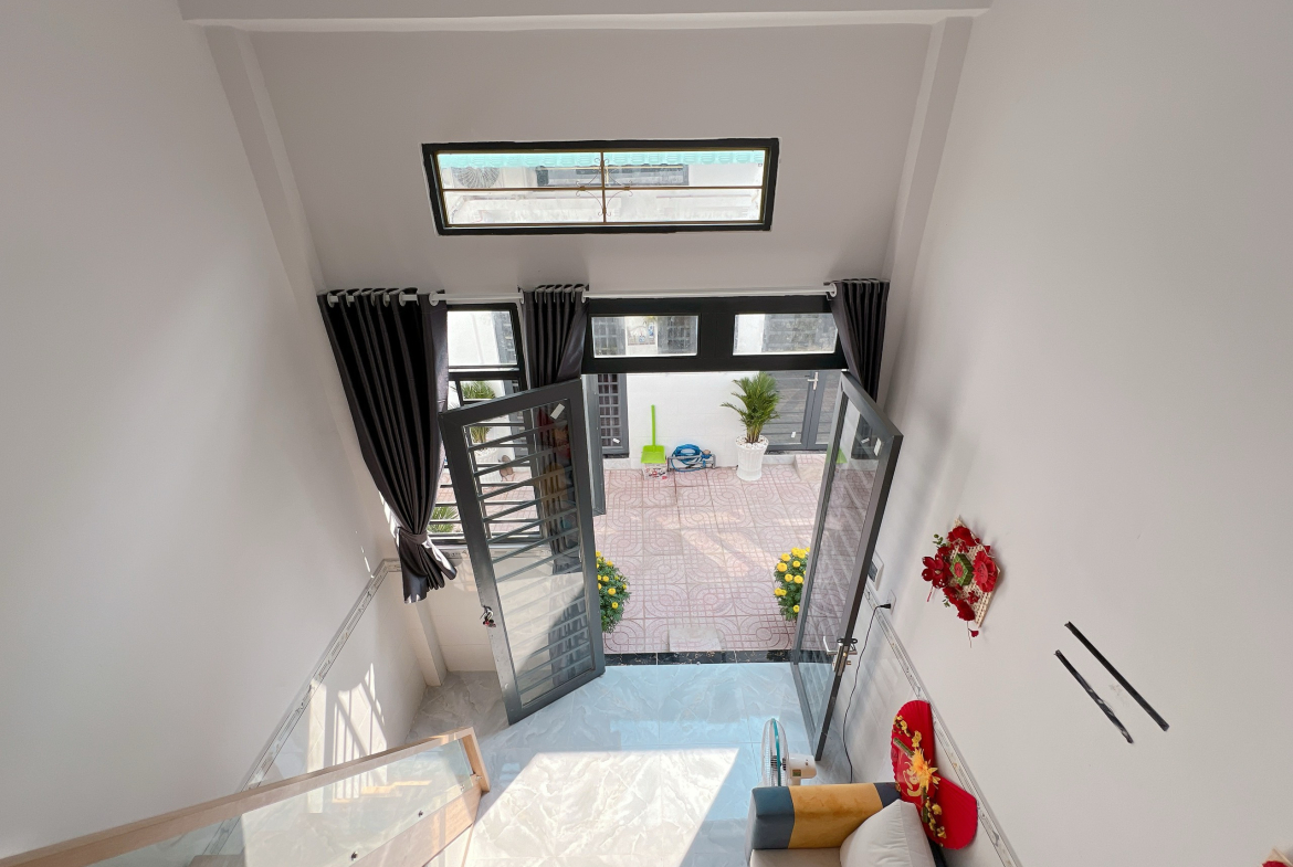 z5125015586889_81364018576f6e4ae51a46e8e6964232