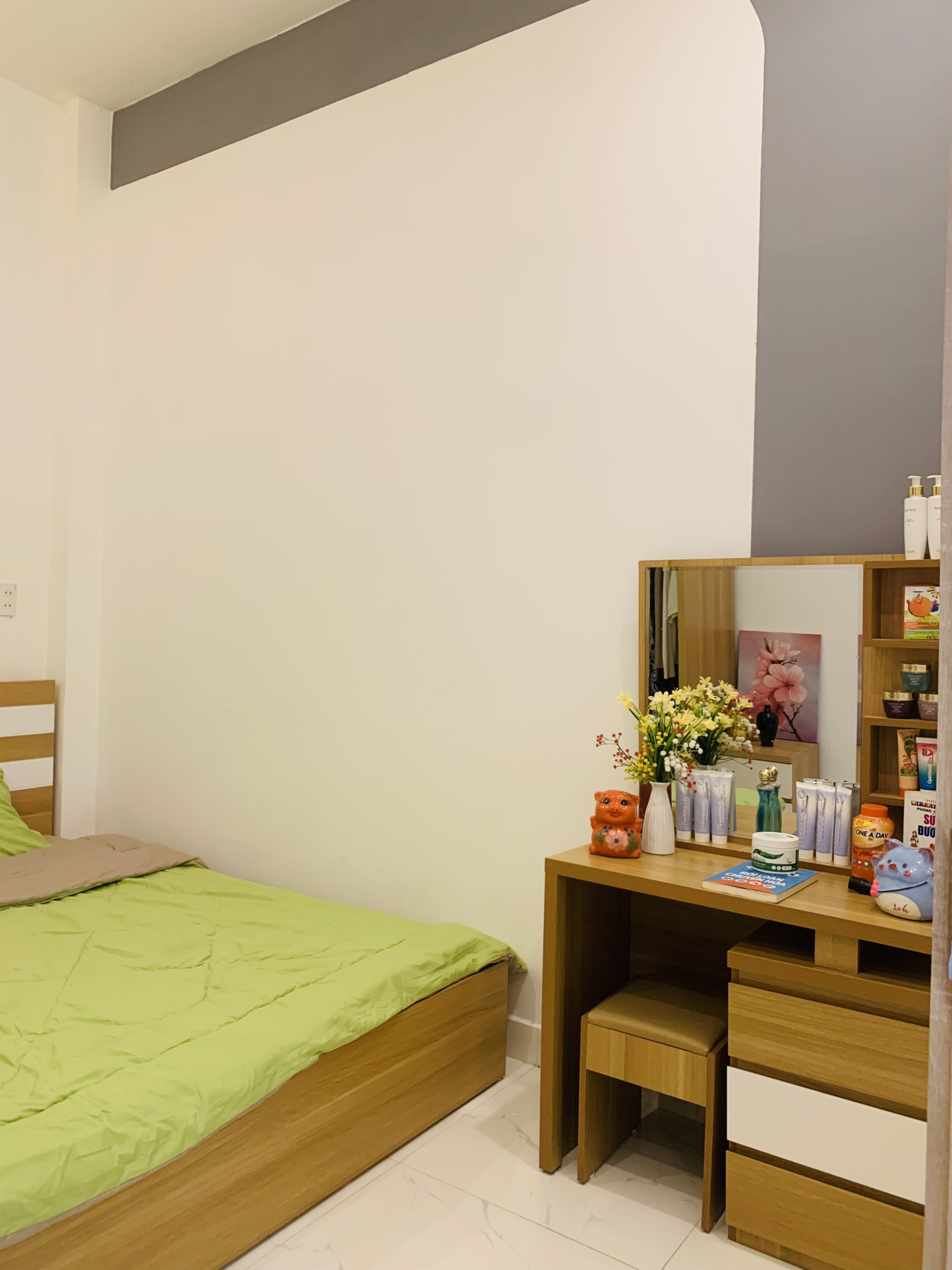 z5126198543263_042bda3502a00fe096049cc8f3727029