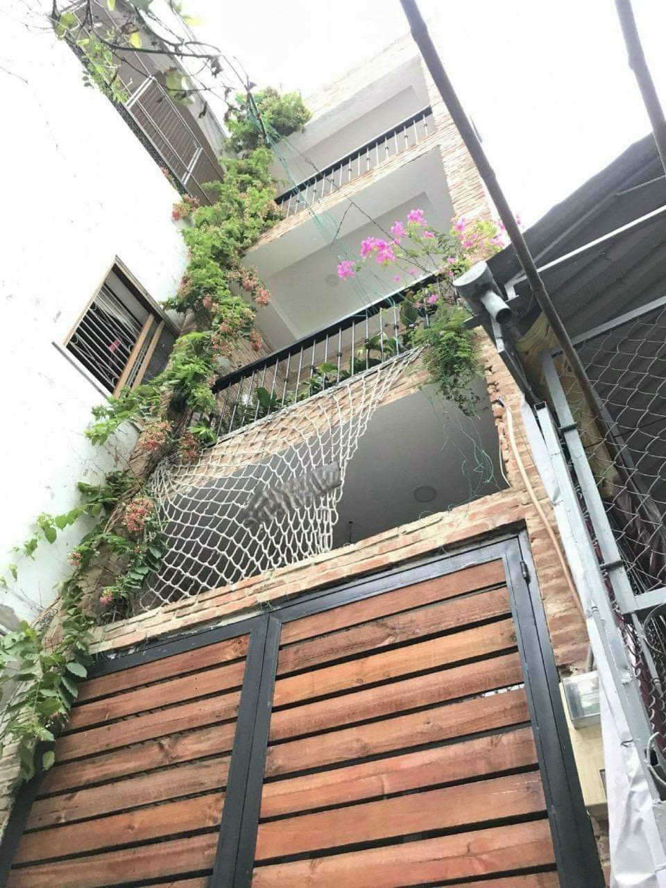 z5130369240263_0e2e0c26c417ebe8a4b88dd62cb4bf7b