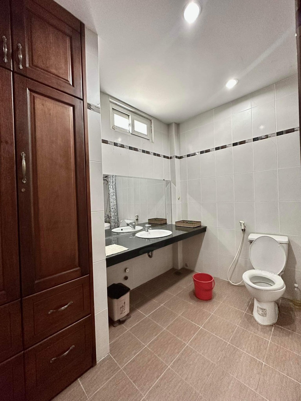 z5130626581502_5a6ddf69ef827f7e4a9a2b5cfd849489