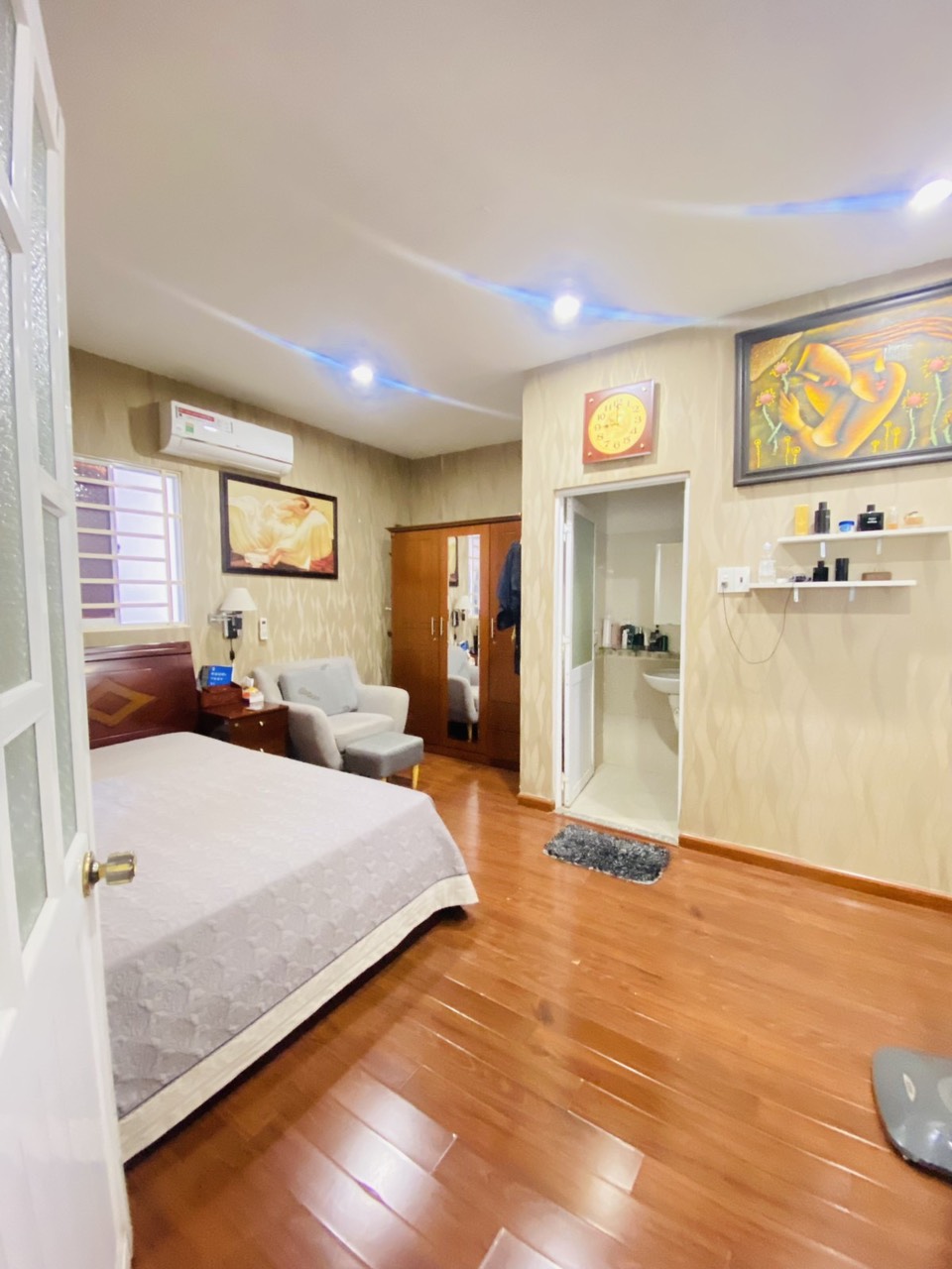 z5165753614211_9daf034ecf3a2b0ee8d23a3ce407b589