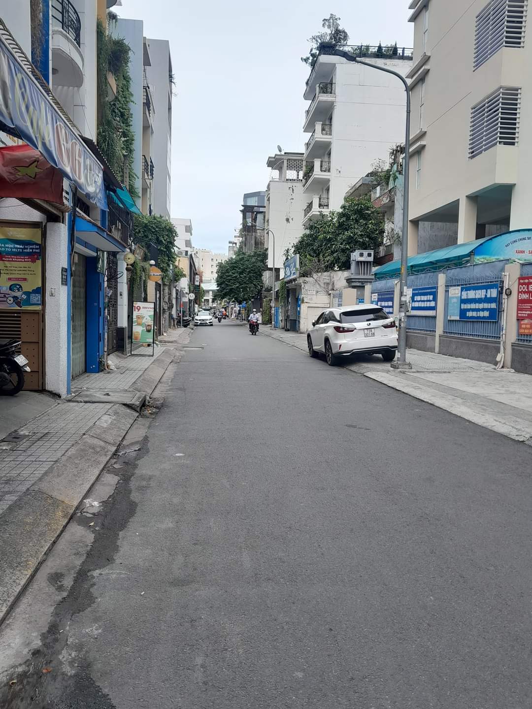 z5172177960037_8015067300584cde775a1479a1cd6f4c