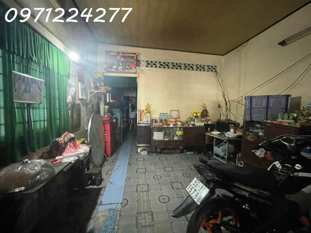 z5176456016792_7a5d6ddebd539d179e84a2de9d81d2dc