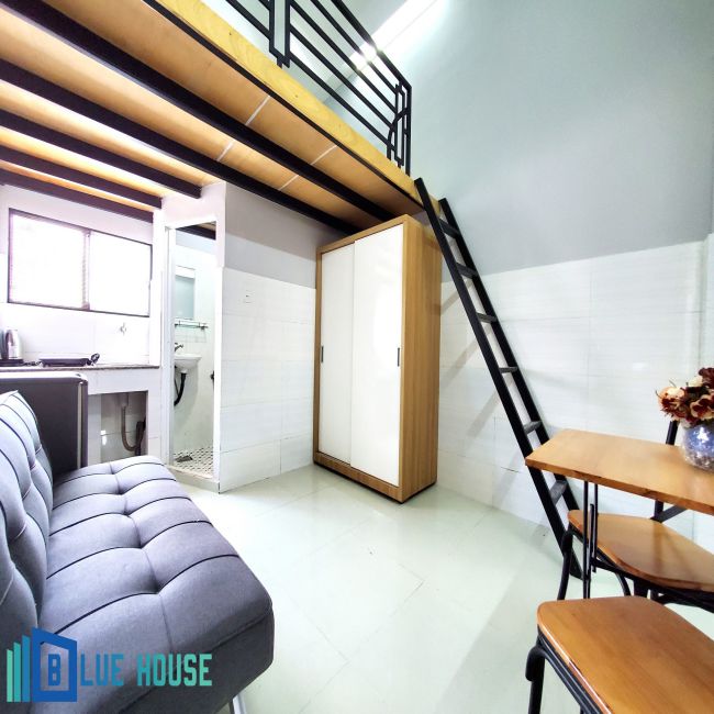 z5176879484640_615ecc3d74445cf8c7ca01a51eb066a5