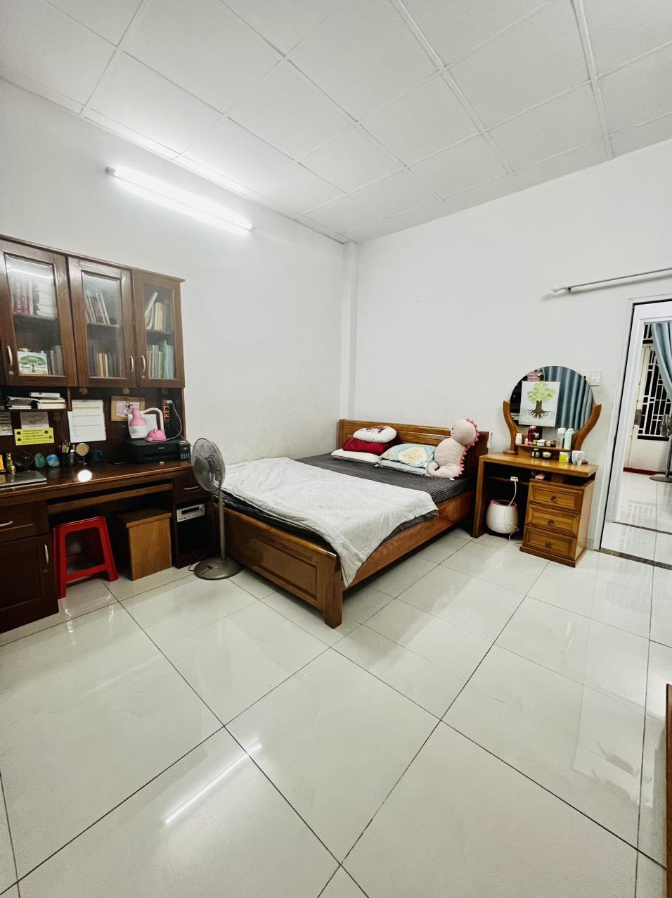 z5178890236817_cfb517c57b856742266531b86db073aa