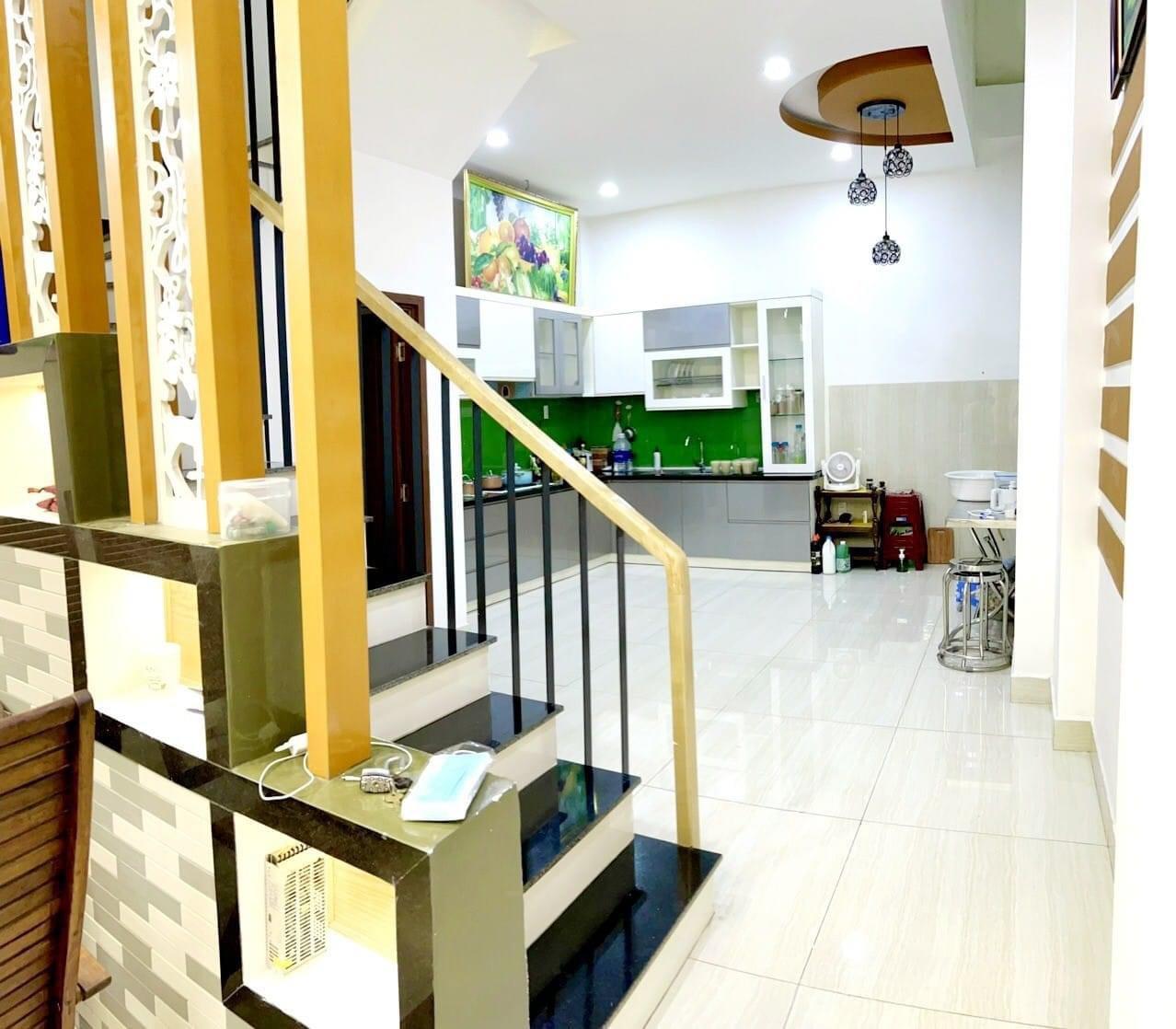 z5181958553825_b24d6d5ae116c1d84fa562f98fc5404b