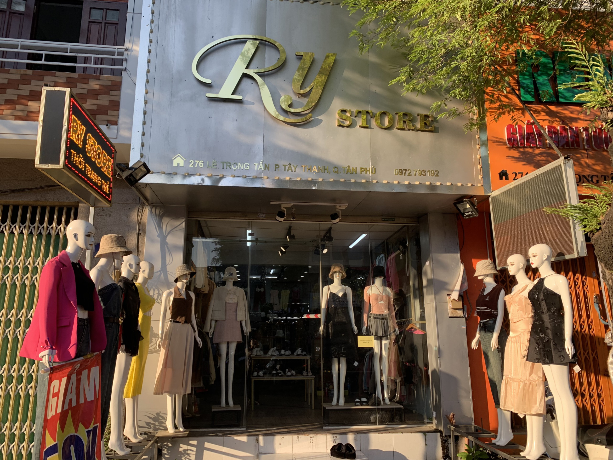 z5183355940759_95bc3e575495459709d9c2f4f43ae360