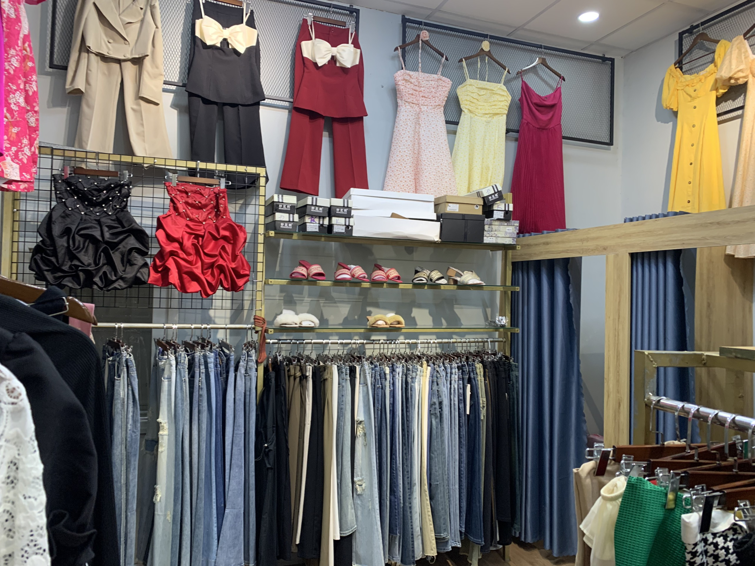 z5183355952537_afd82d458f0b448fe1e191d7065fbfb8