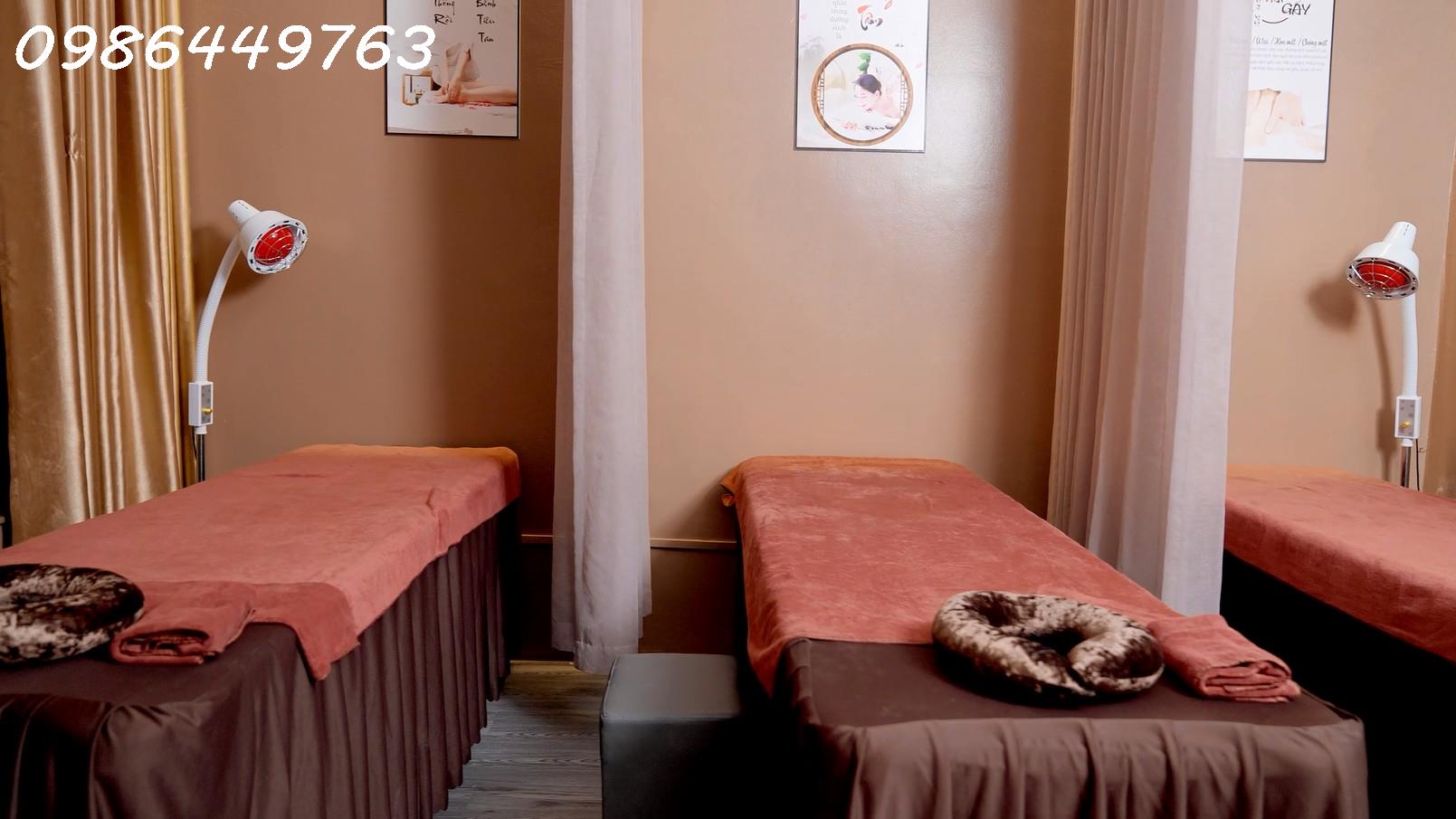 z5185482349771_80faca103ba30aceb6898af917d4ace9