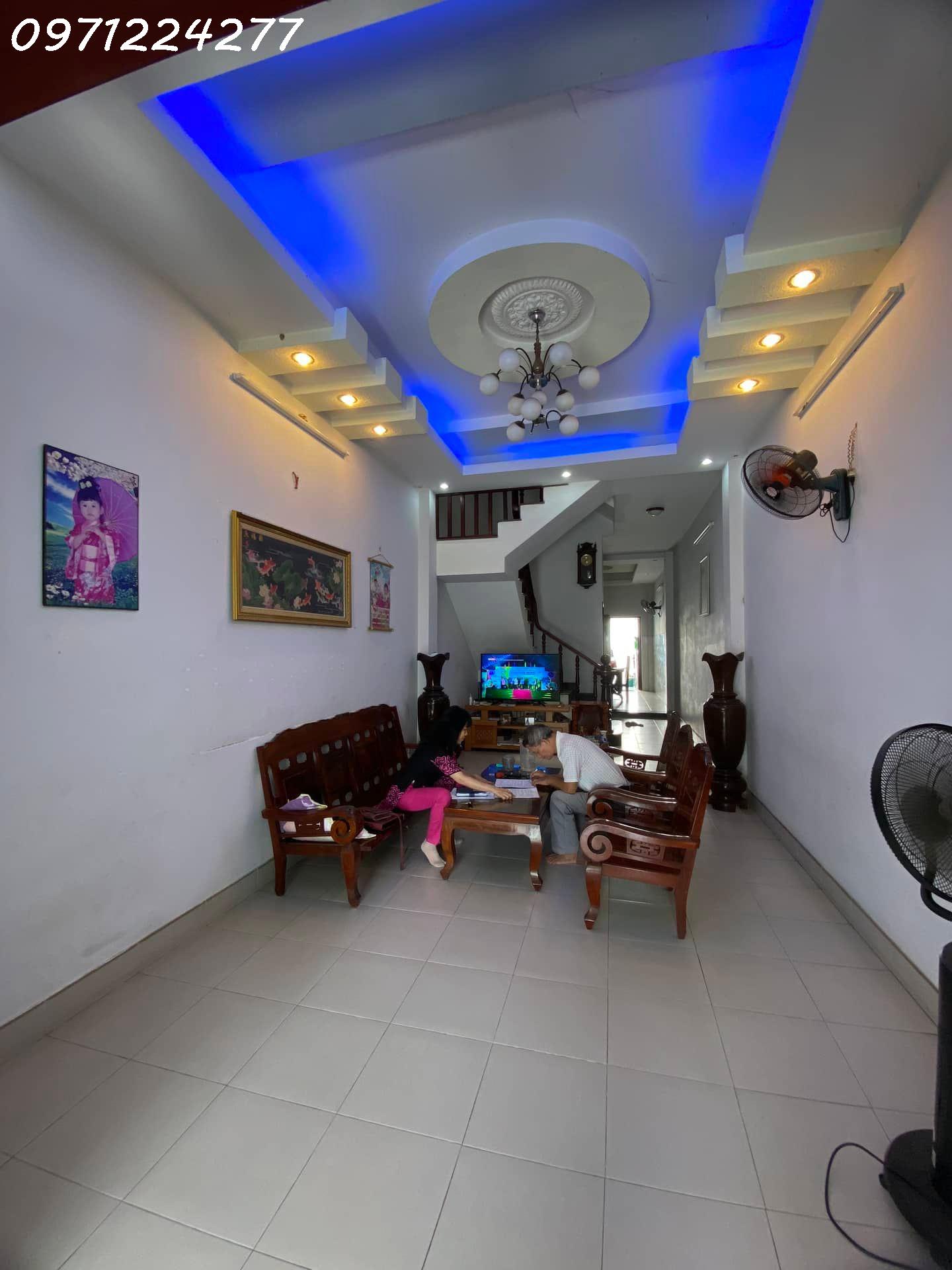 z5186194459373_c8c6e34ed90985213d0ca9033976fff3