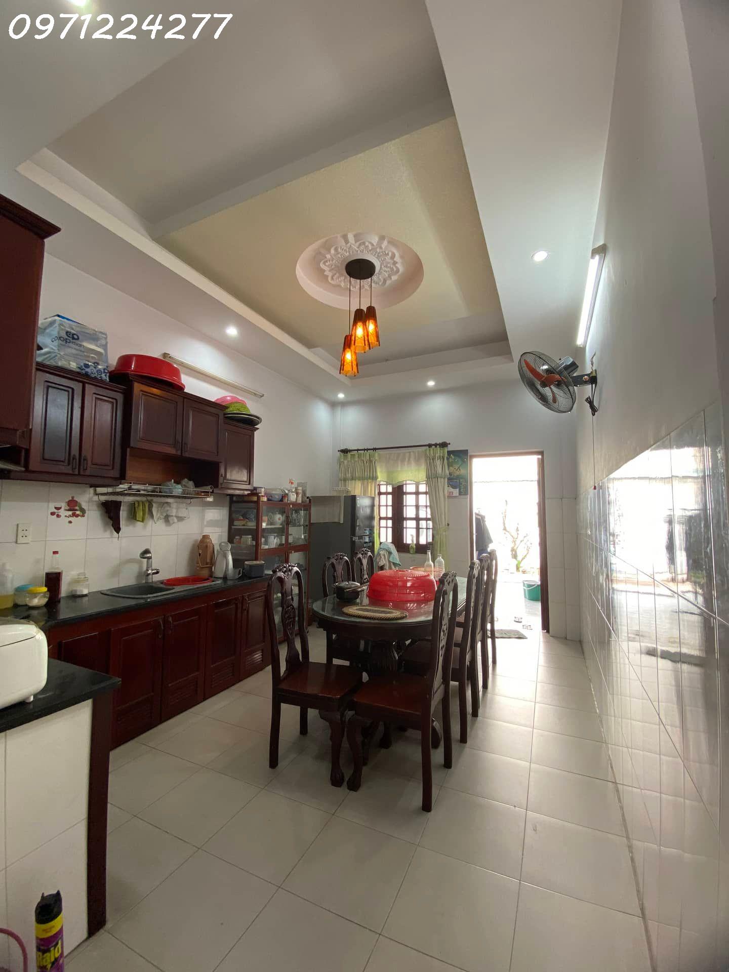 z5186194466741_8f085224d5d389c2ea30bafc25b73f78