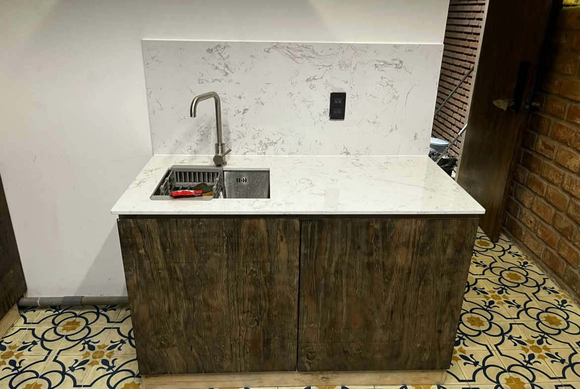 z5186452401587_174f22951cfdc700438b83f6ef9b46c0