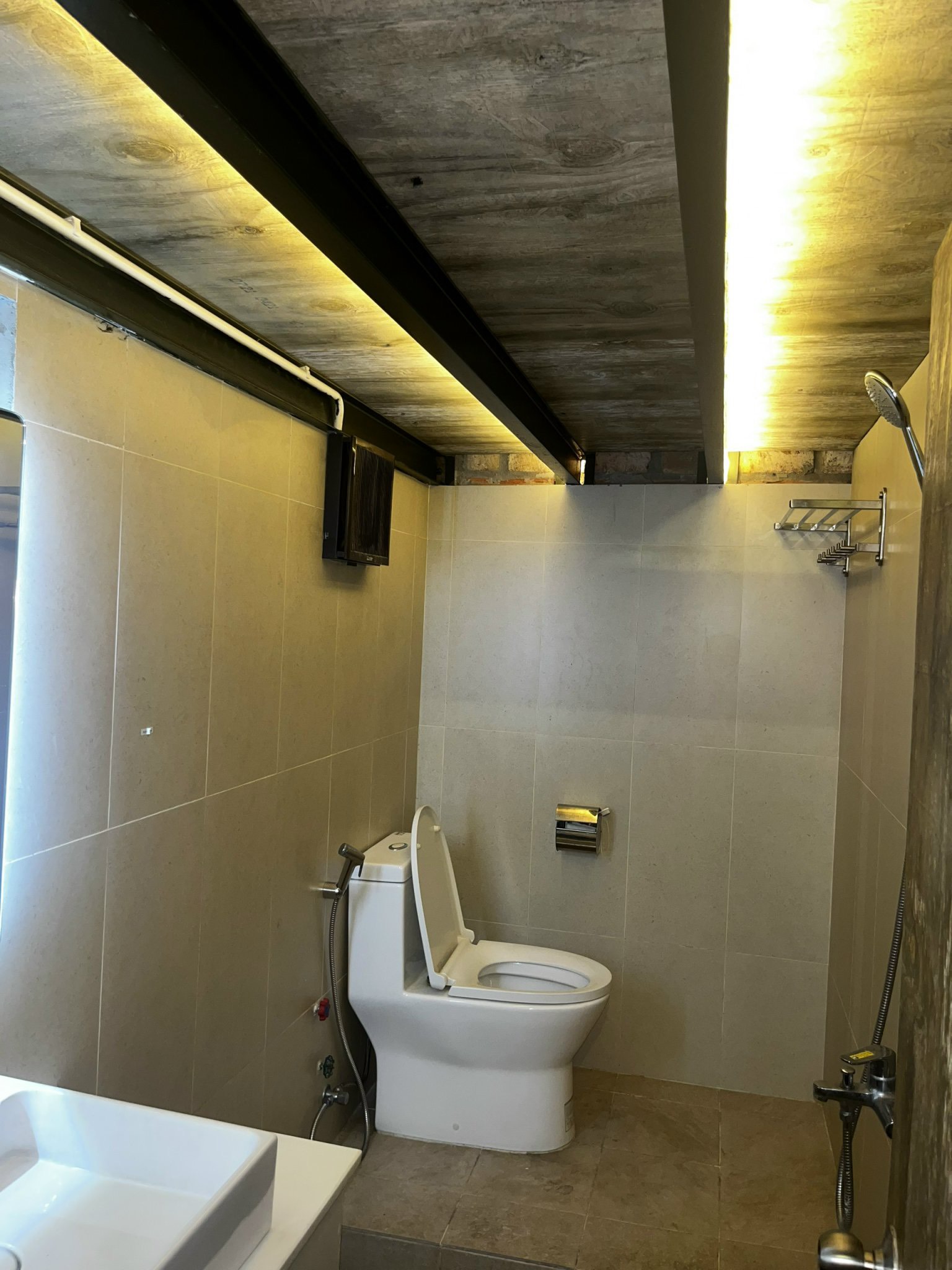 z5186452412753_21aa7dc0977d4510730f6a9bc9501a85