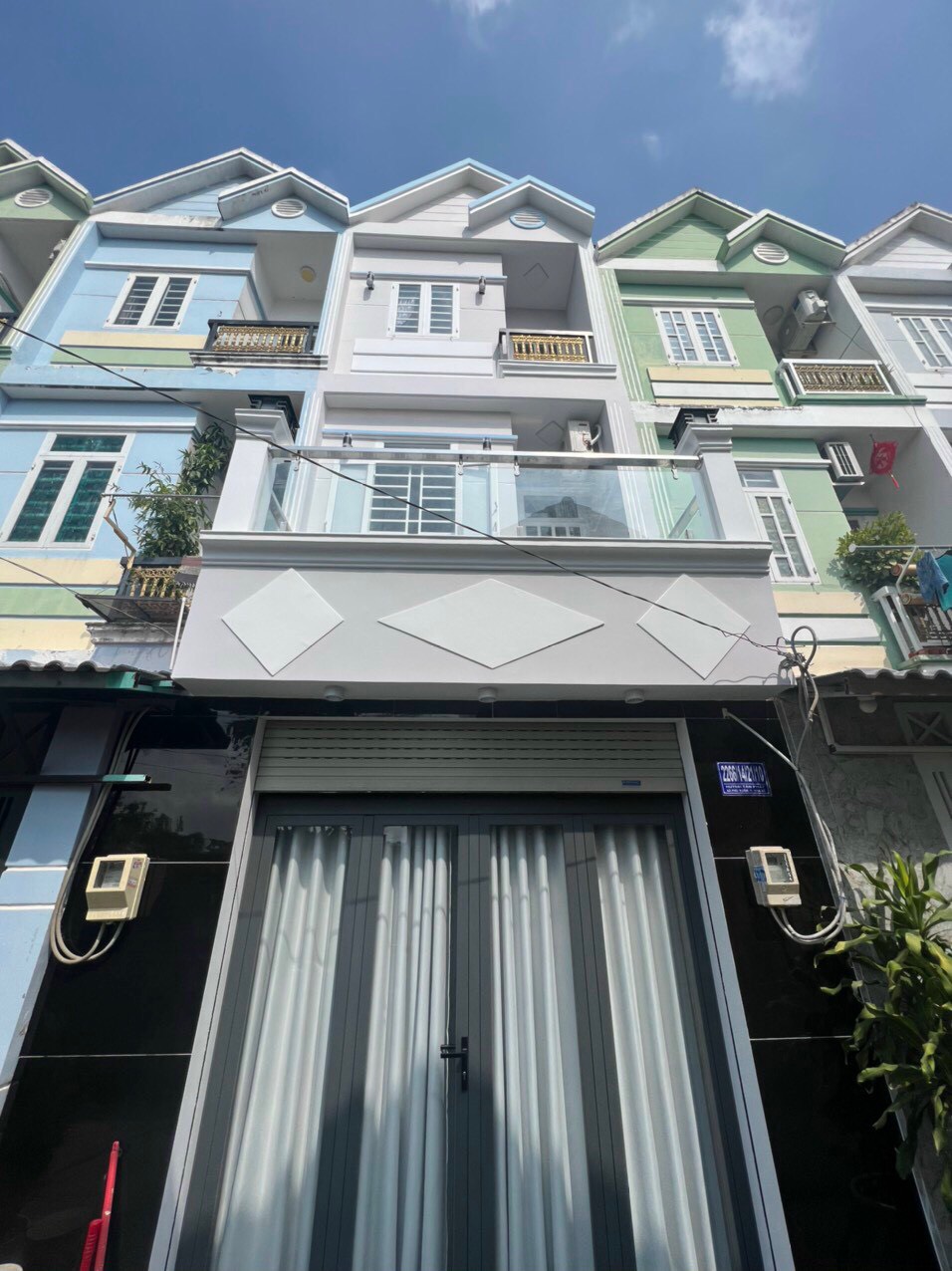 z5202772447707_99cf59fdcbe2b7b3ea52ce9ebebb706a