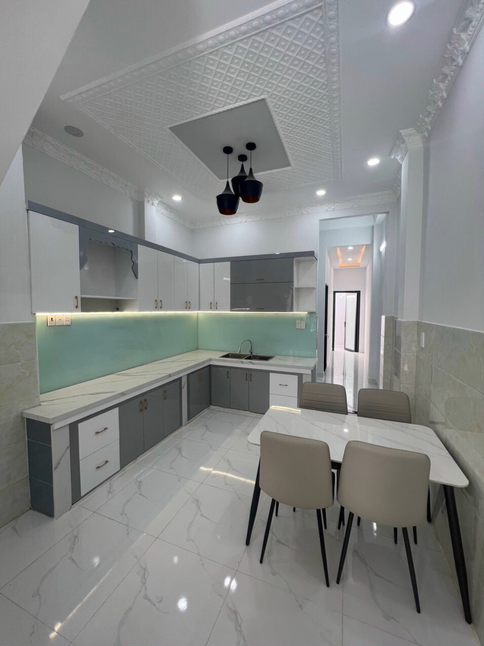 z5202772538284_41fe600c81889c31eb54d0d25dfae6e5