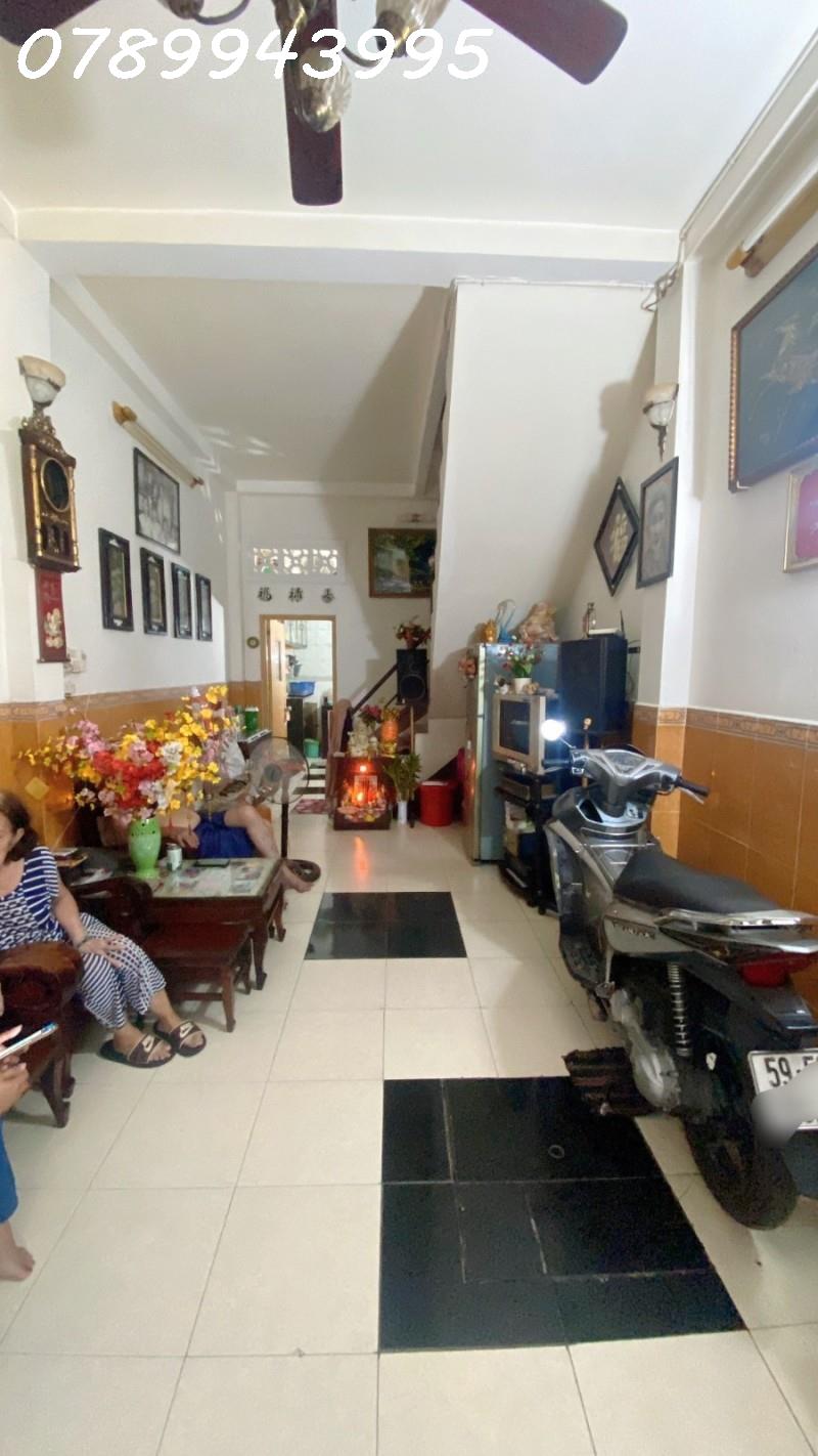 03092eba98d884a09e3fbf94f46e47e0.md