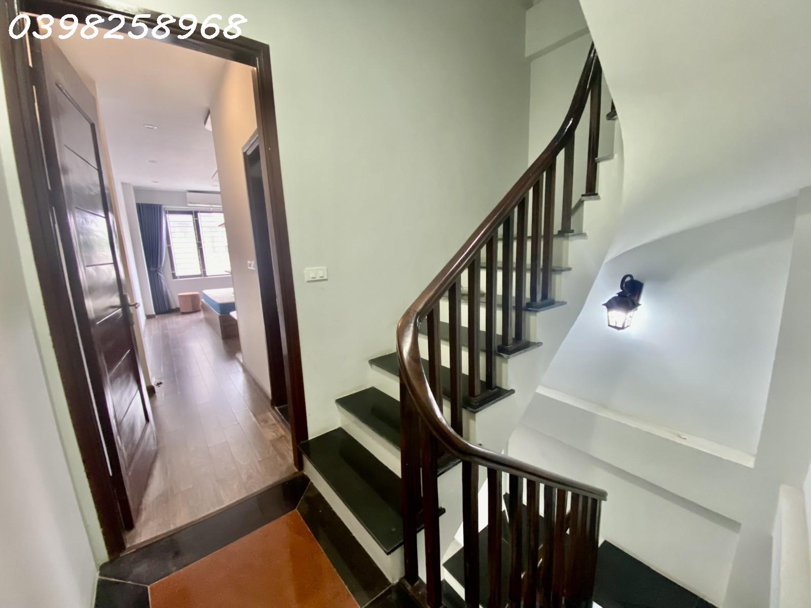 31591498b81ff9f9df21c93b849e8165