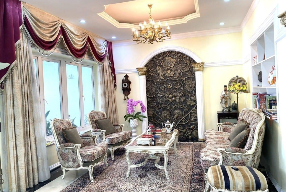 3ae8ccec-a196-4de0-a0a8-893775074b83