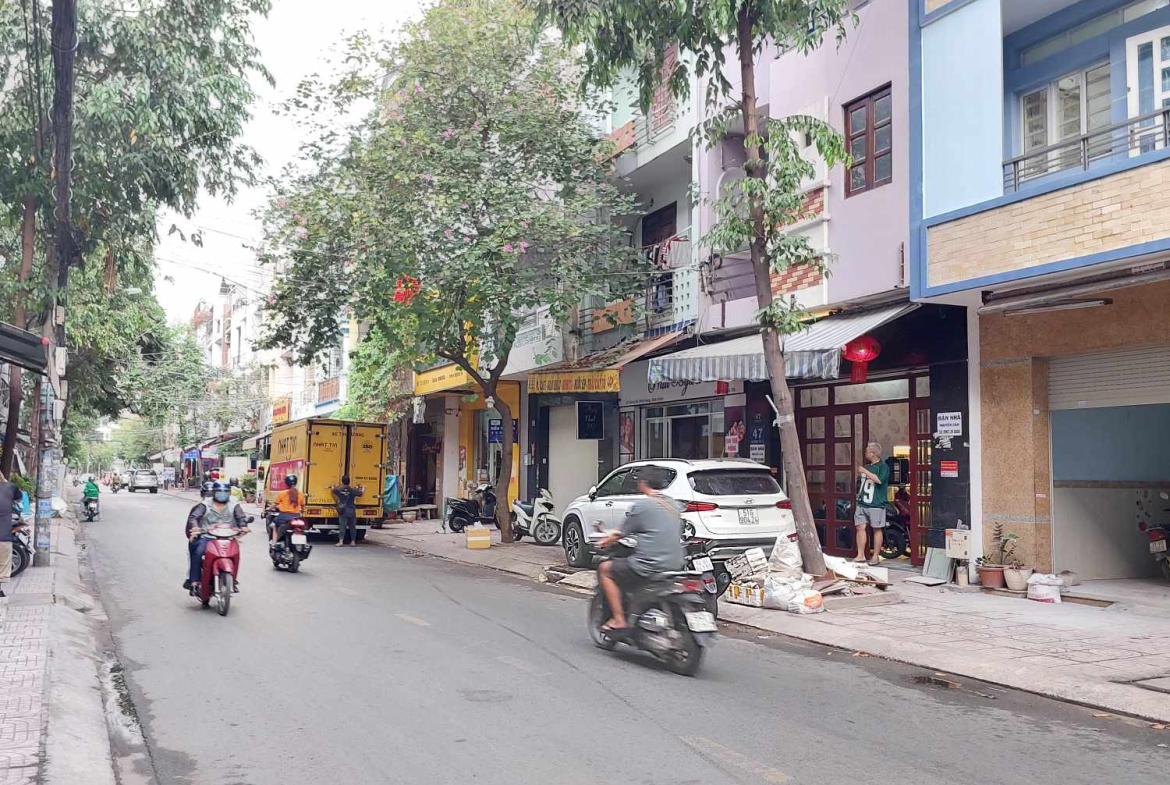 428452796_1137263210775000_7626093453922284099_n