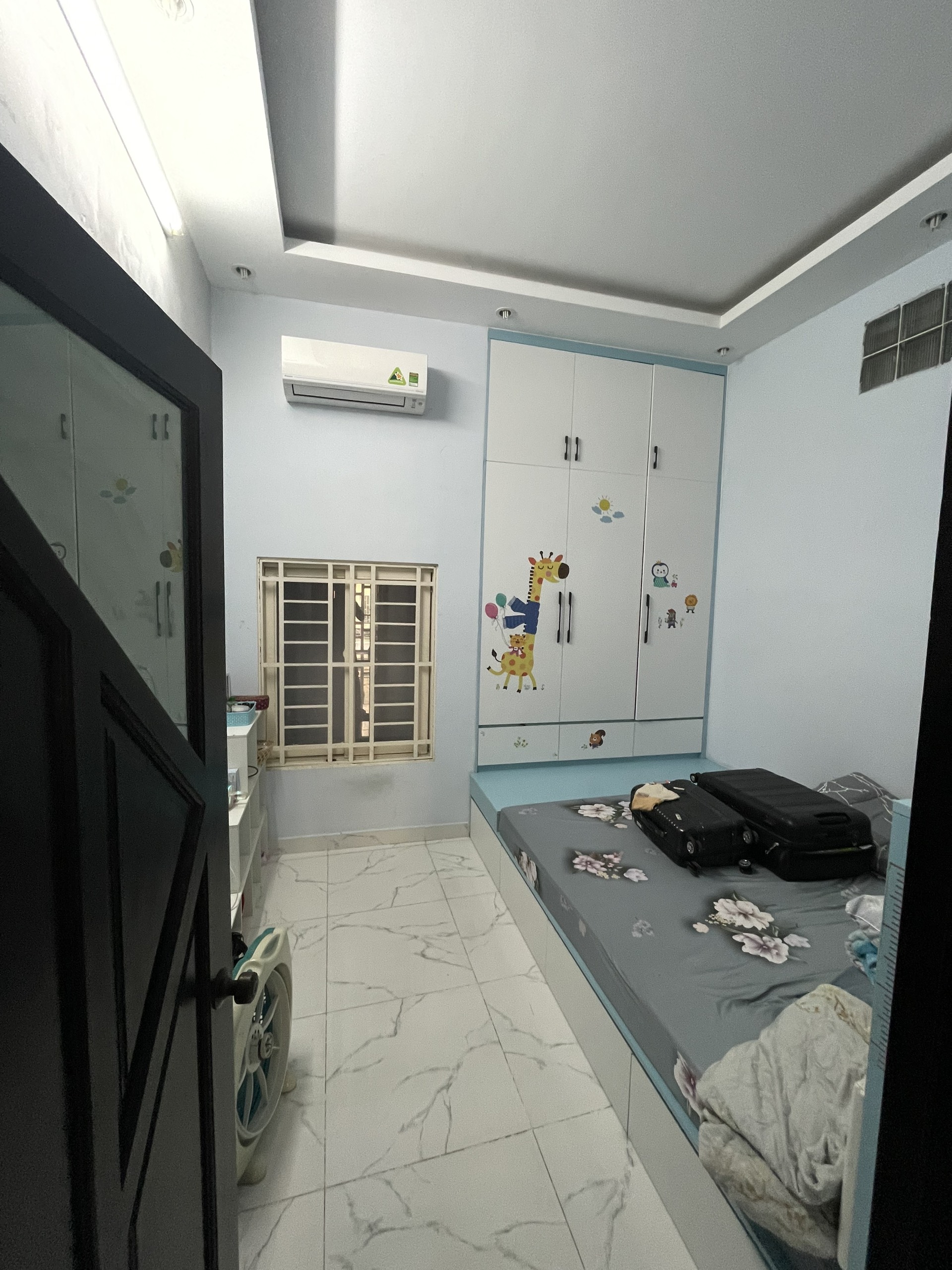 4z4815880971507_f25366a0d41323c46bf42d10b9e9e385