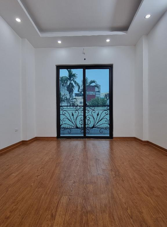 515.88A H H Tham 51 6 4 6.8 ty4