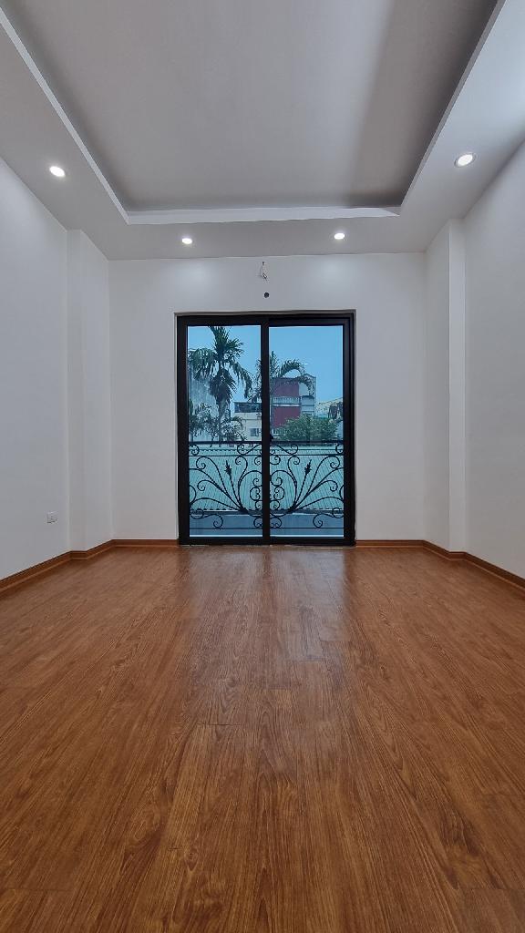 515.88A H H Tham 51 6 4 6.8 ty4