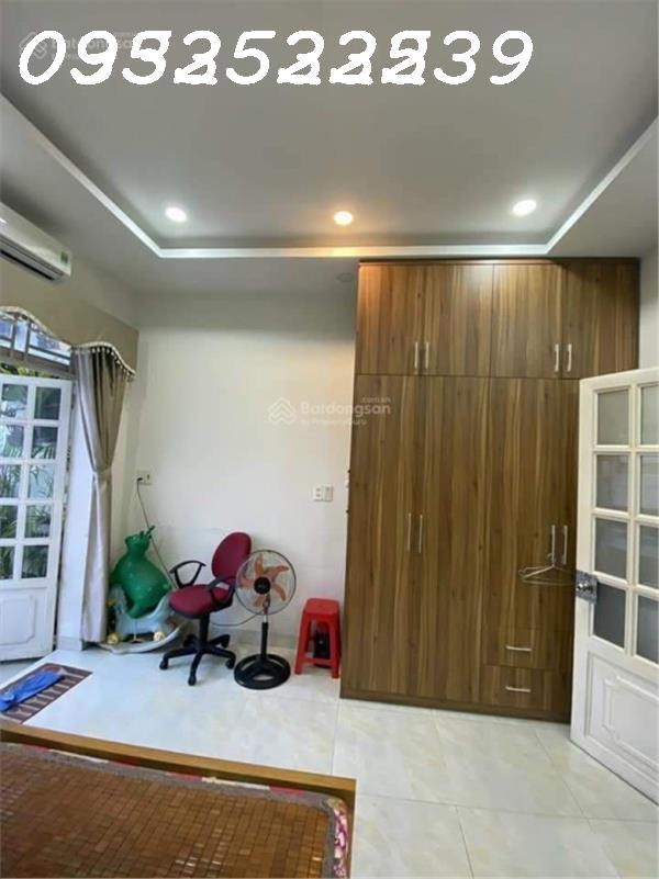 76f5df59faffa9a266a49d1b7a993651