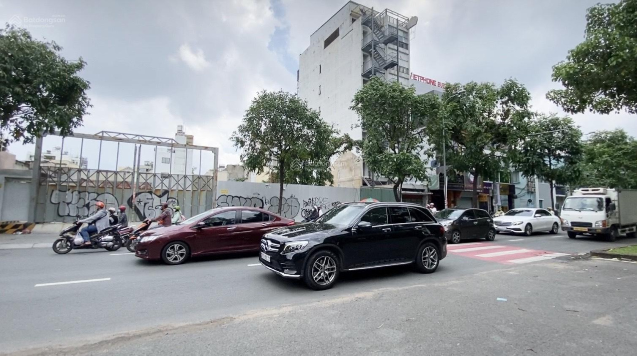 9983b1de5cd8ea009331513cd79af812