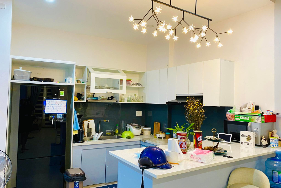 BAN NHA PHU NHUAN HUYNH VAN BANH (6)