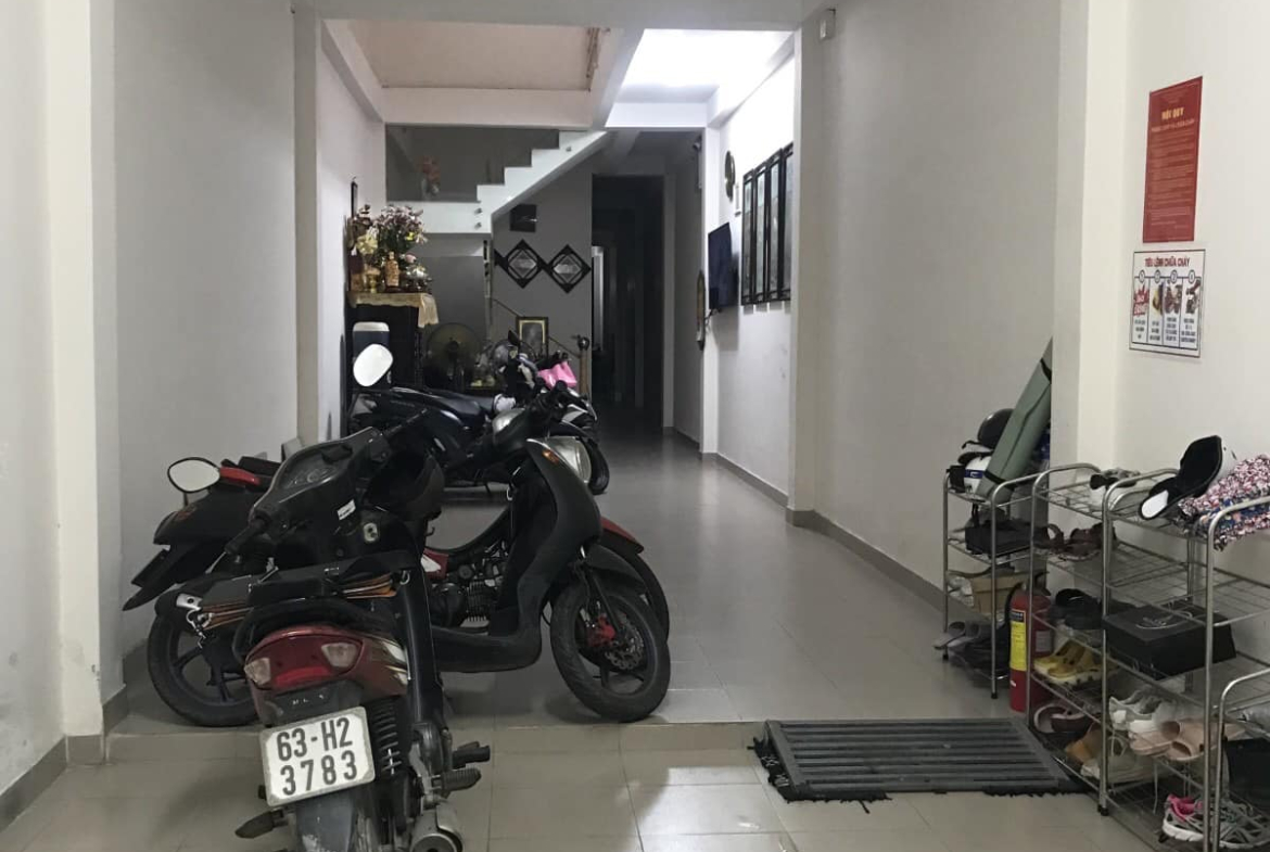 Ban CHDV hem xe duong van cam linh tay thu duc-2