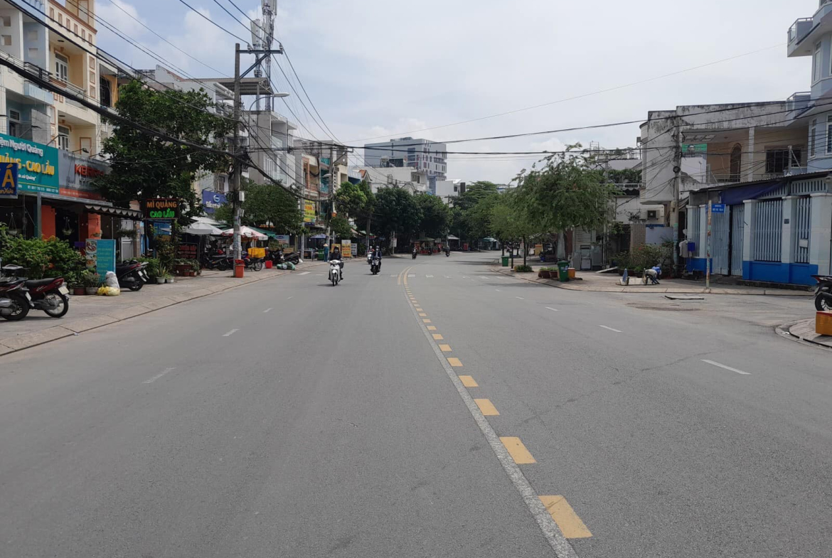 Ban CHDV hem xe duong van cam linh tay thu duc-7