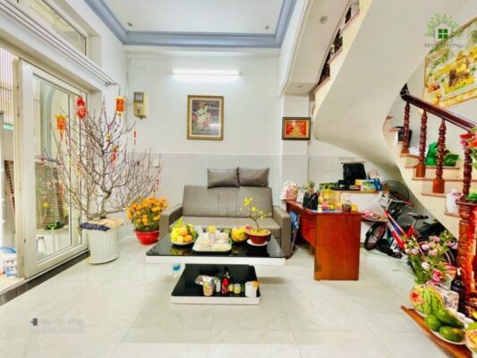 Ban-nha-Quan-Phu-Nhuan-Duong-Thich-Quang-Duc-1-Tret-1-Lau-chinh-chu-gia-chi-4.7-ty-3-533×400