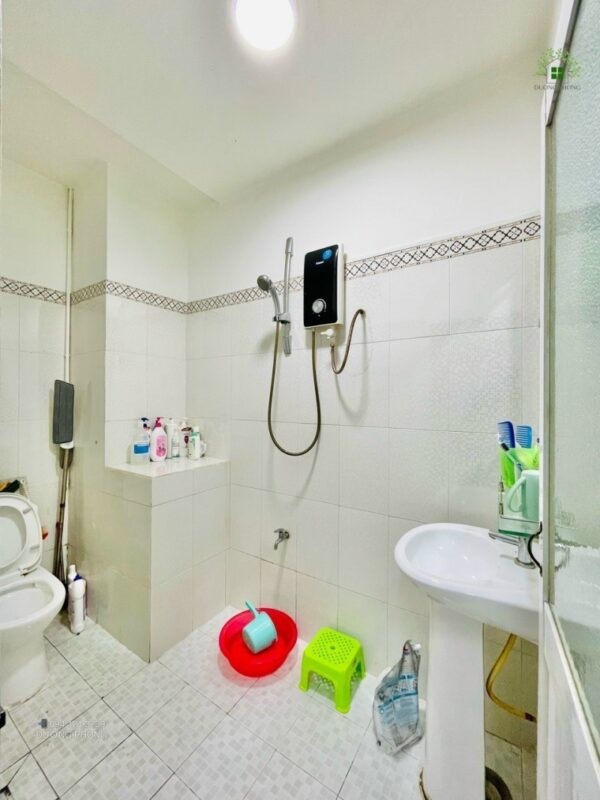 Ban-nha-Quan-Phu-Nhuan-Duong-Thich-Quang-Duc-1-Tret-1-Lau-chinh-chu-gia-chi-4.7-ty-5-600×800