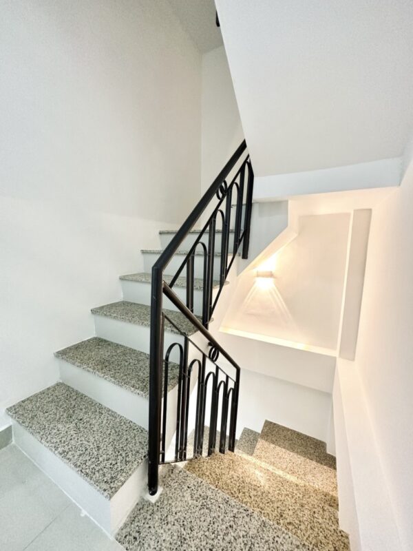 Ban-nha-chinh-chu-SHR-Quan-Binh-Thanh-Duong-Dinh-Bo-Linh-1-Tret-1-Lung-2-Lau-gia-chi-4.75-ty-10-600×800