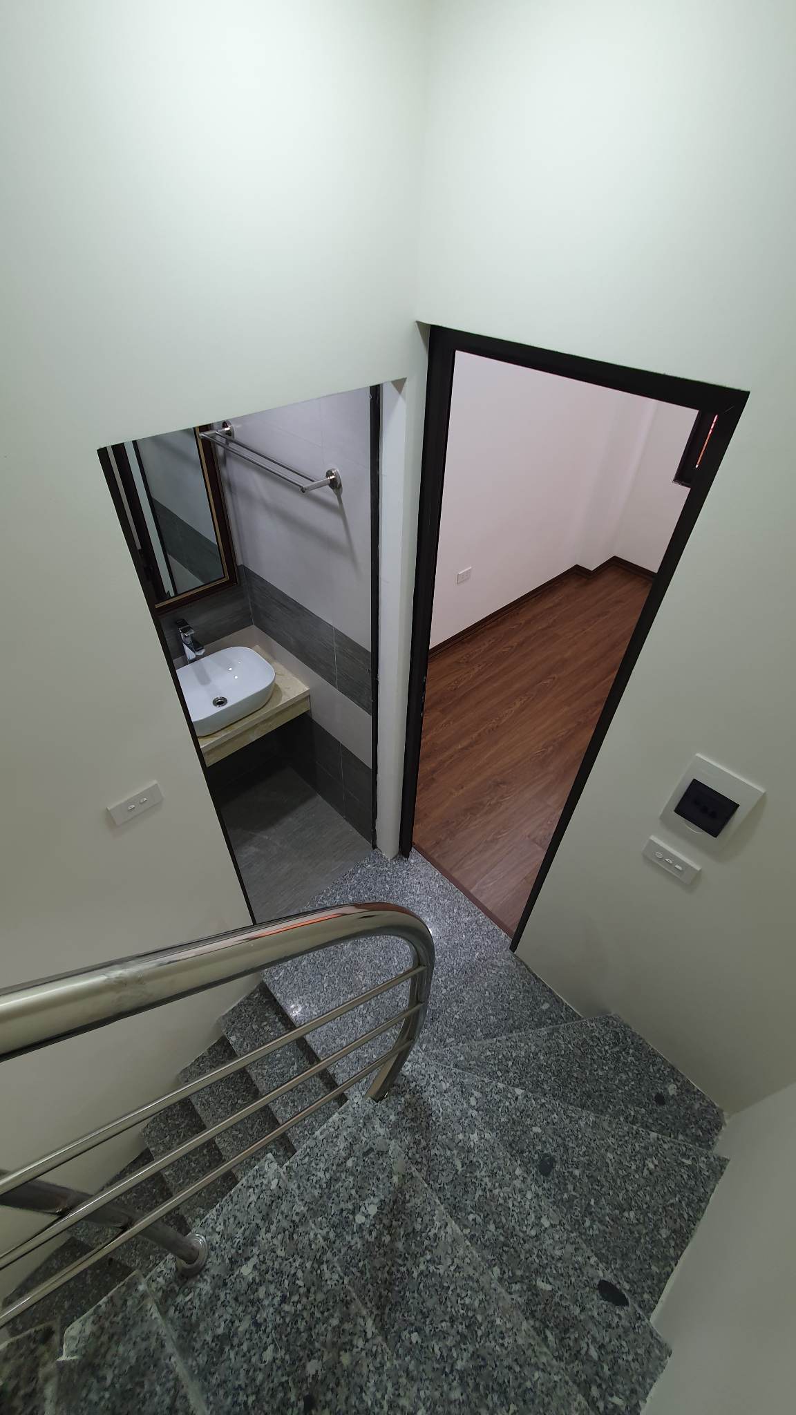 ban-nha-ngo-42-thinh-liet-9