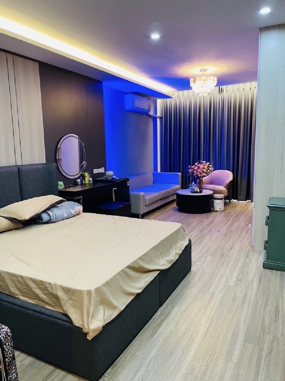 bbb5bed2-e284-4f4d-bbce-ecf87cc7cfde