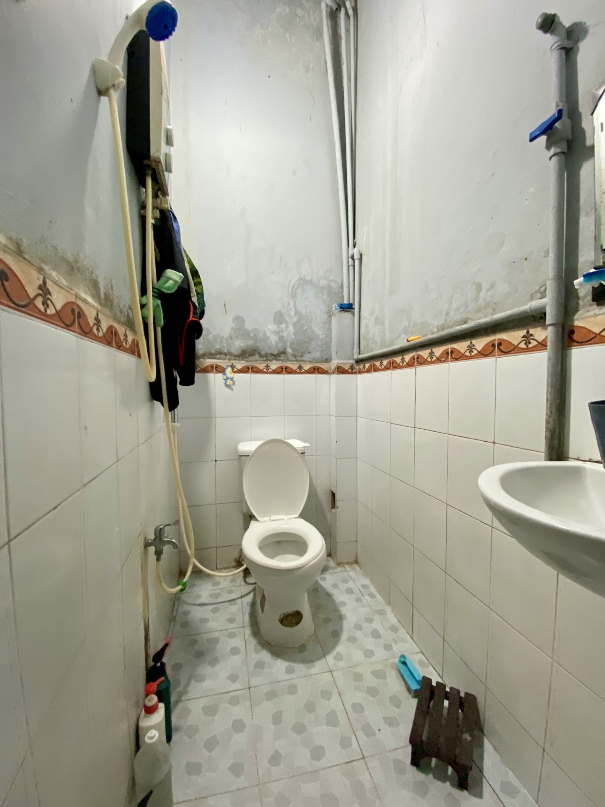 e37fc25b07fe46816f18f5eb43b2dffb