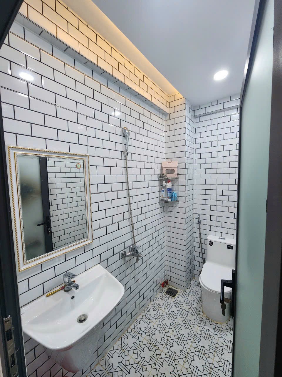 z4673756700588_d71c3b9208b4558f6fd86055bda5d96b