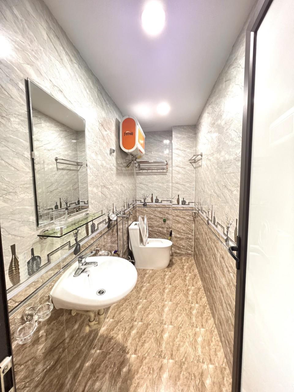 z5096173971385_3f88e4b221ac38720c4eb0db66def57b