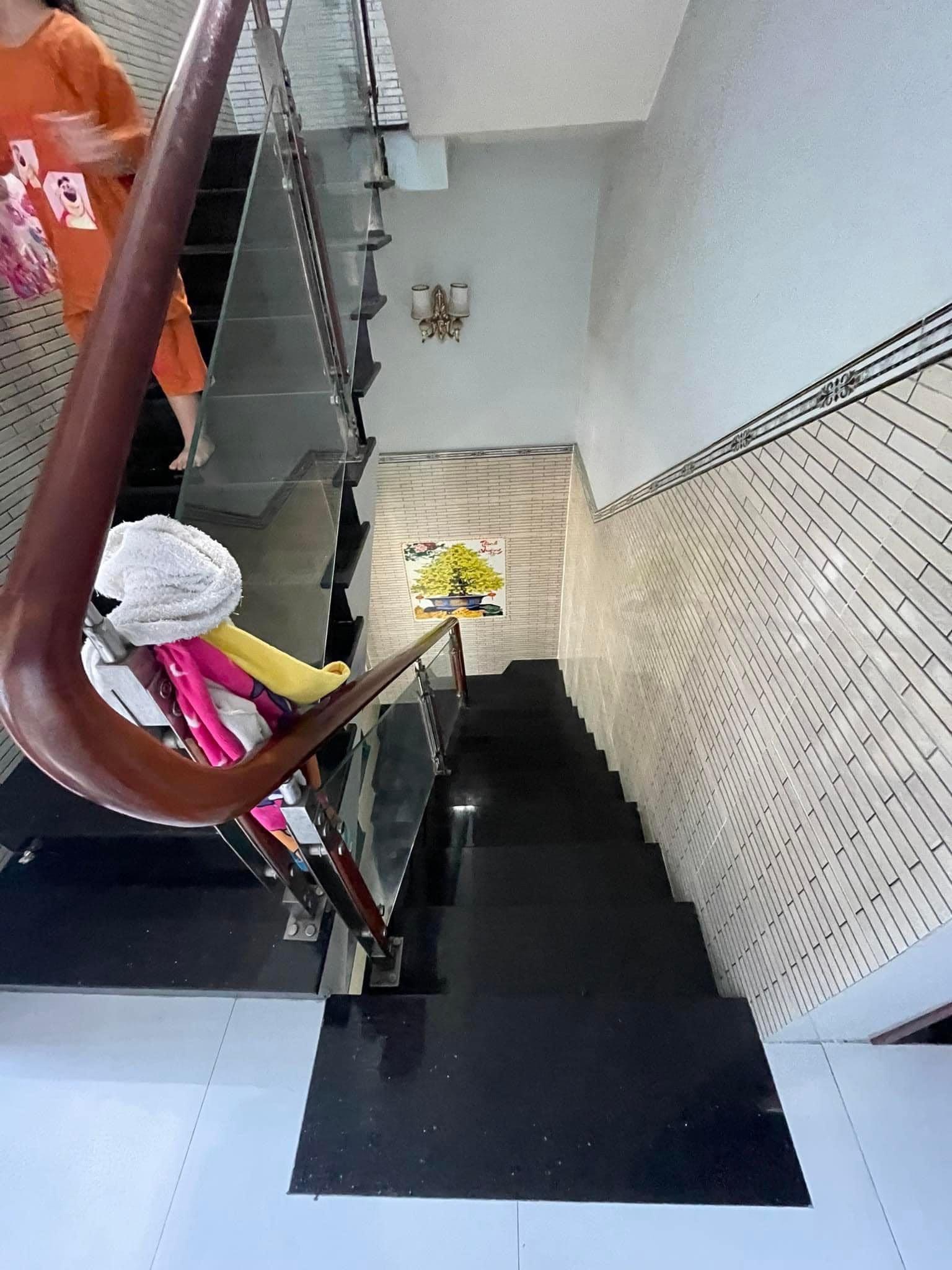 z5187955548439_84993da4f0036bb75b191796a594c5b4